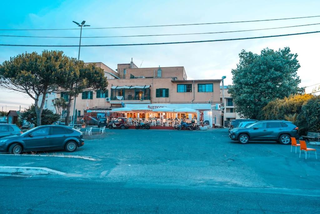 Roma Al Mare! Le Comete Del Borghetto Лідо-ді-Остія Екстер'єр фото